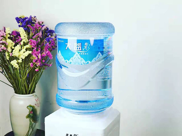 东莞纯净水厂告诉你什么是纯净水？